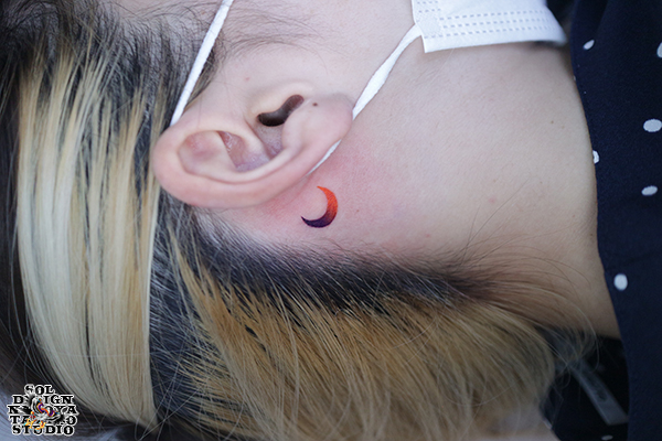 名古屋　タトゥー　女性